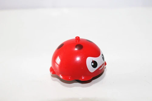 Hot Sell Pull Back Bug Car With Spinning Top For Capsule Toy 3