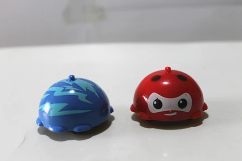 Hot Sell Pull Back Bug Car With Spinning Top For Capsule Toy 9