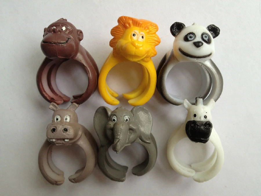 animal toy ring