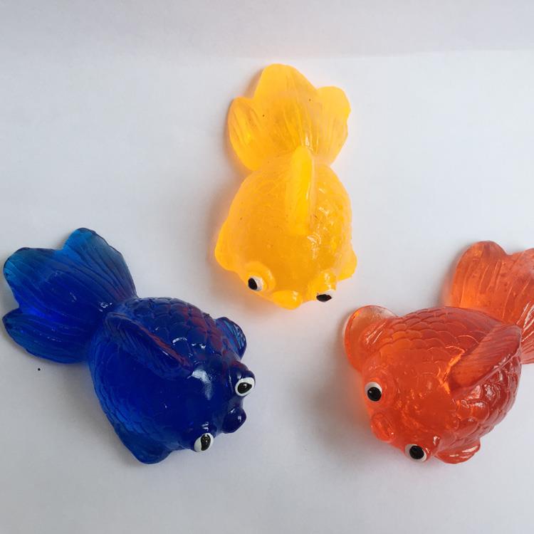 gold-fish 3D (2).jpg