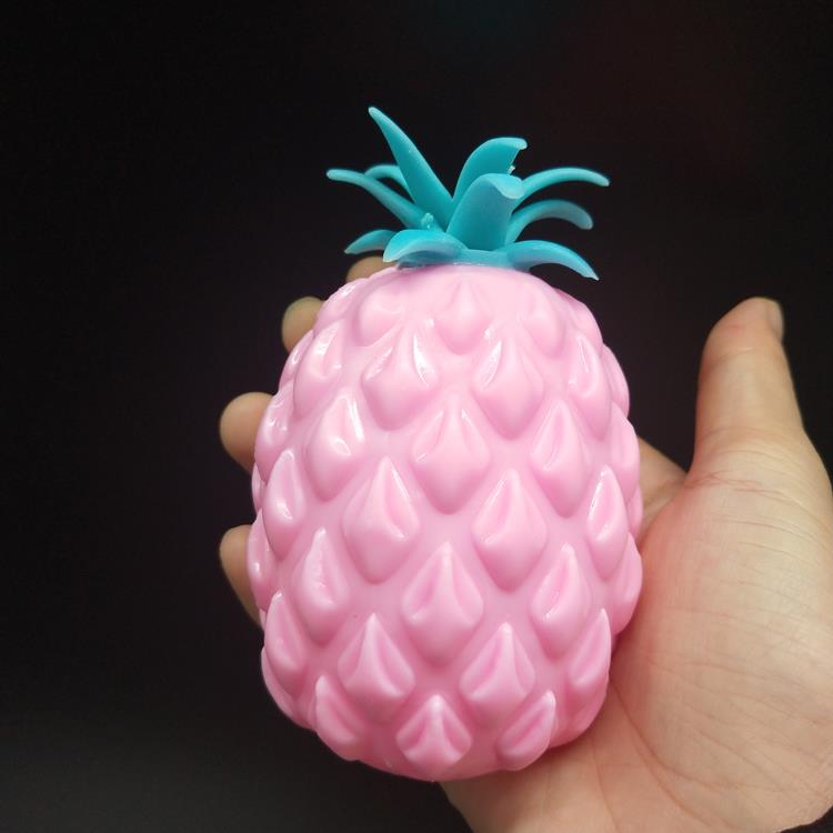 squeeze pineapple (3).jpg