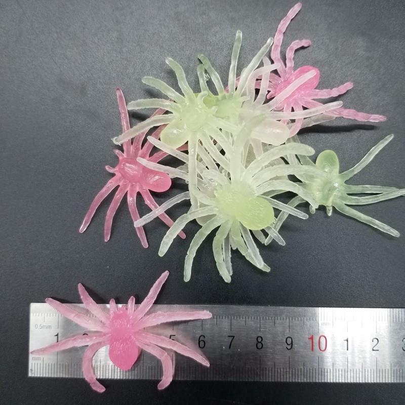 glow in the dark ring (1)