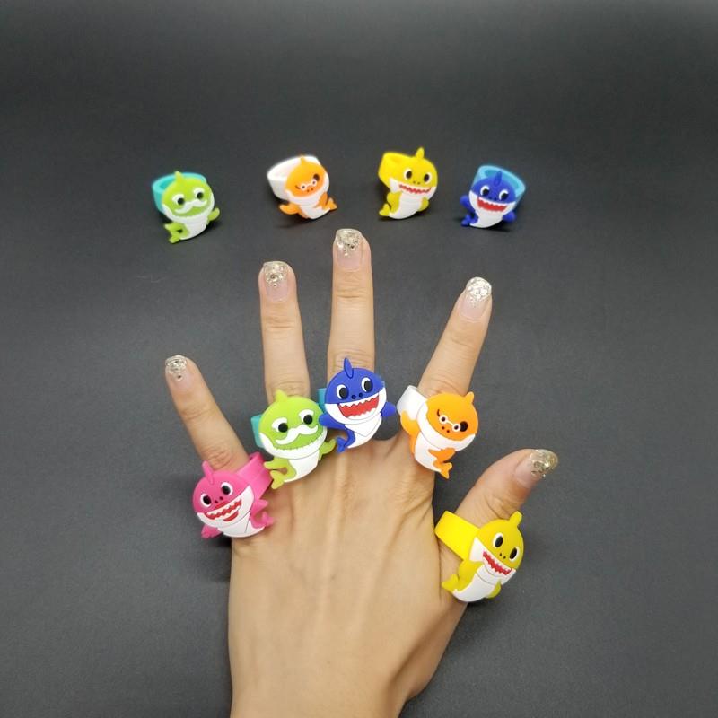 PVC shark ring (3)