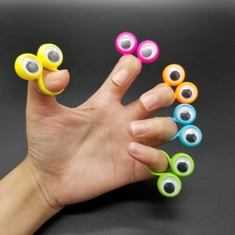 Big eyes finger ring