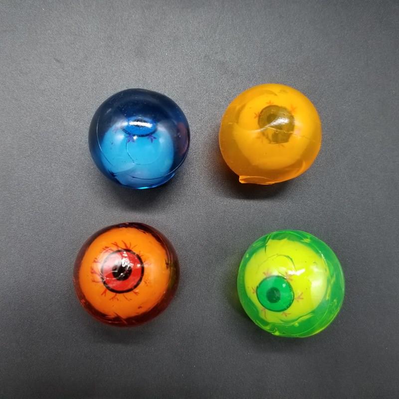 sticky eye (2)