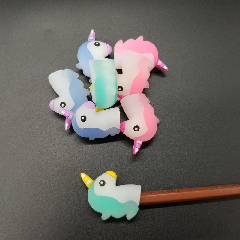 unicorn pencil topper (3)