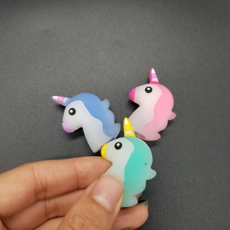 unicorn pencil topper (4)