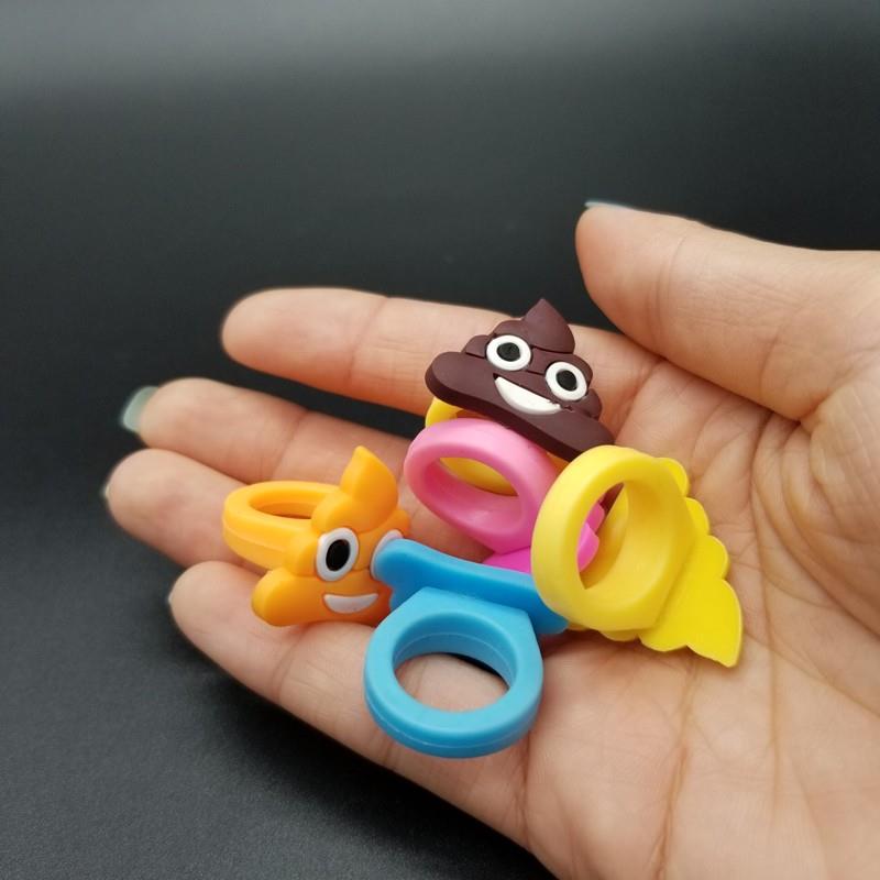 emoji ring (8)