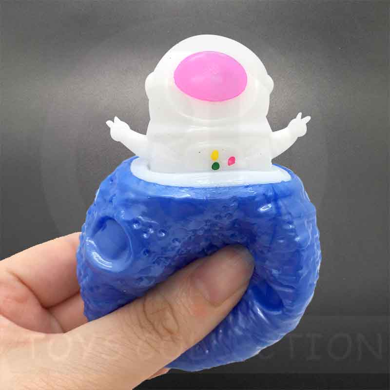 Squeeze Pop up astronauts2