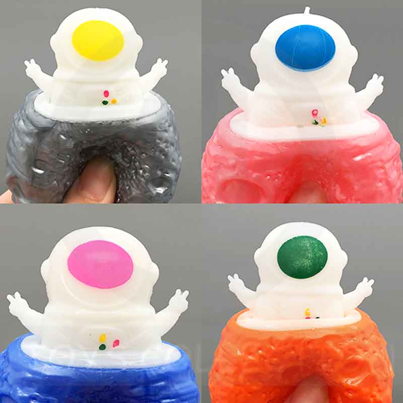 Squeeze Pop up astronauts3
