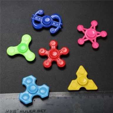 Small Plastic Finger Spinner Hand Spinner Toy