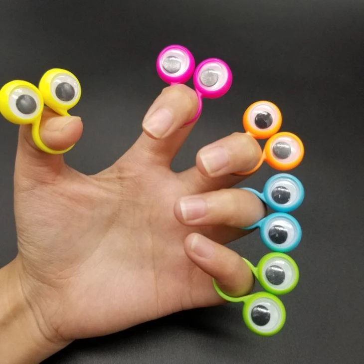 Big Eyes Finger Puppet