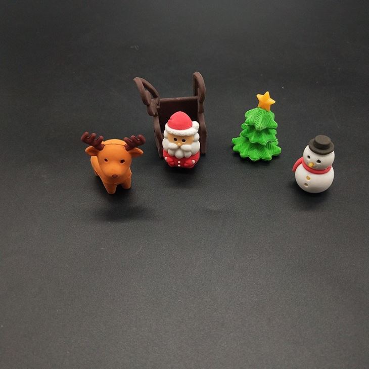 Christmas eraser (2)