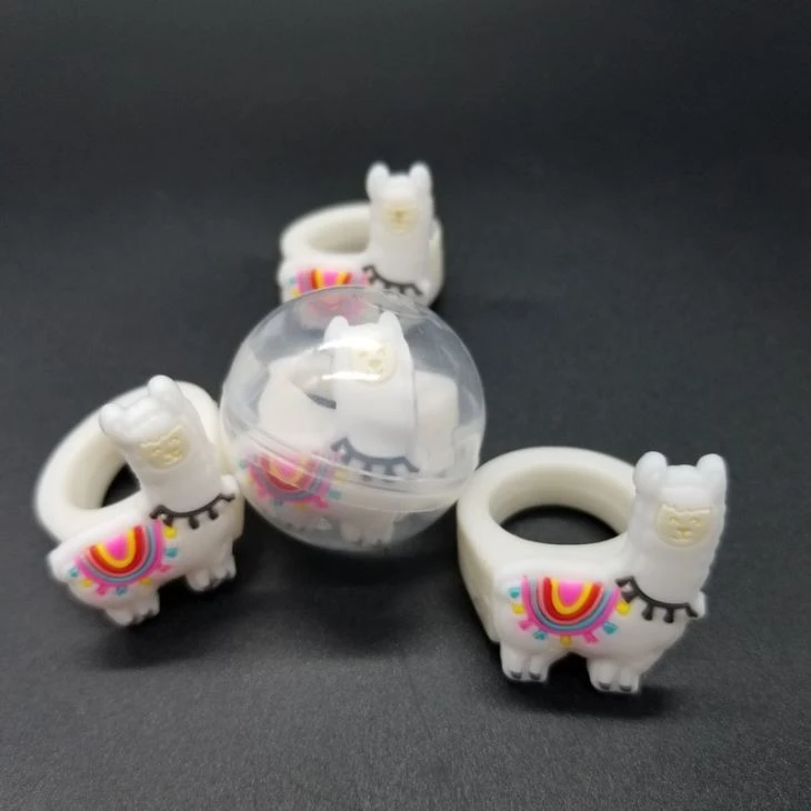 llama finger ring (5)