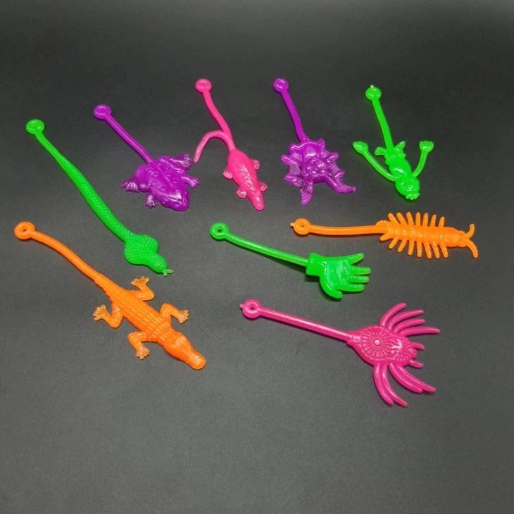 Small Sticky Animals With Yoyo