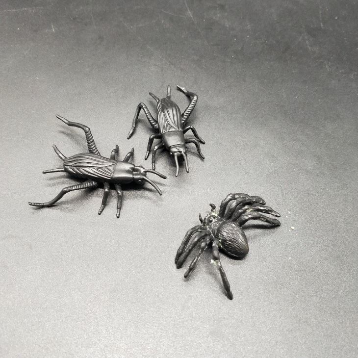 TPR Material Plastic Realistic Insect