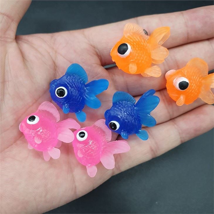 Plastic Big Eye Fish Figure Toy