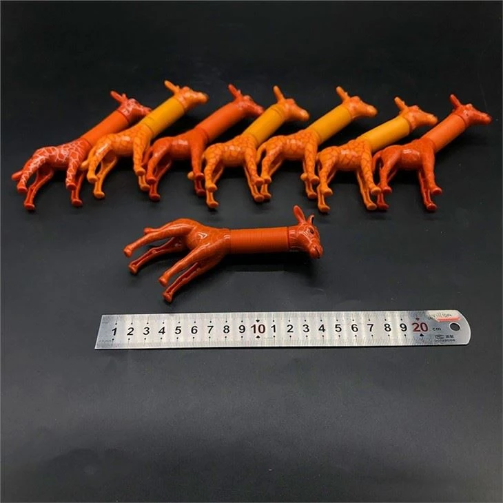 Giraffe Pop Tube
