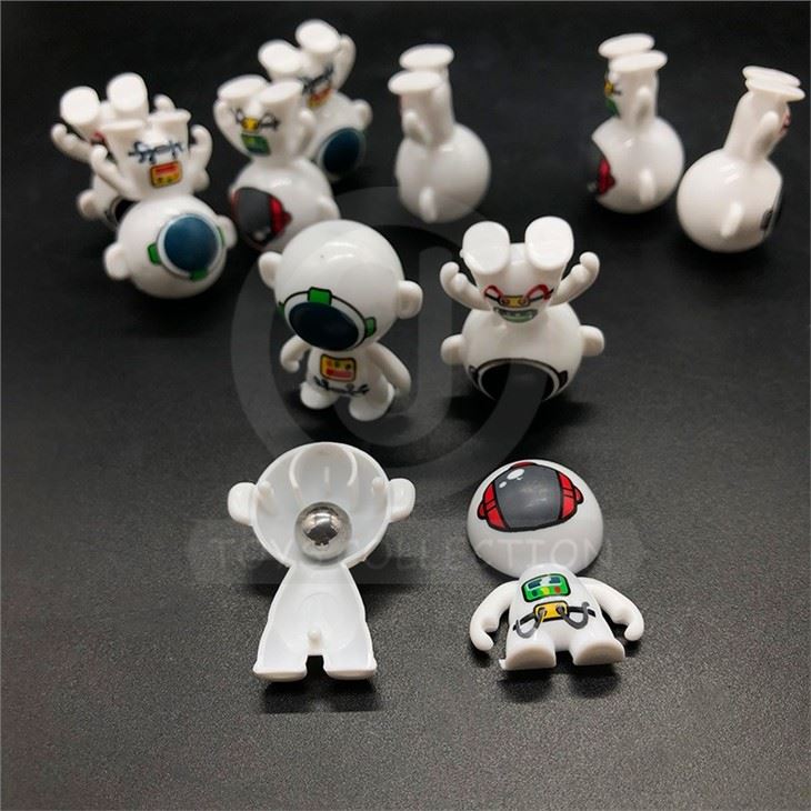 PP Capsule Toys Roly-poly Space Tumbler Toy