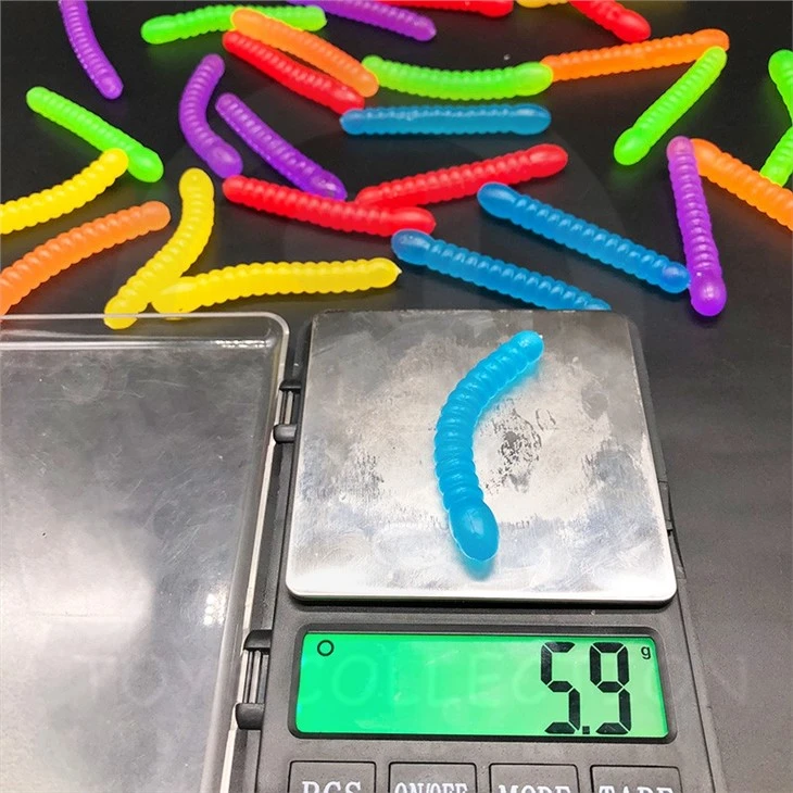 Stretchy Worm Noodle String Toy