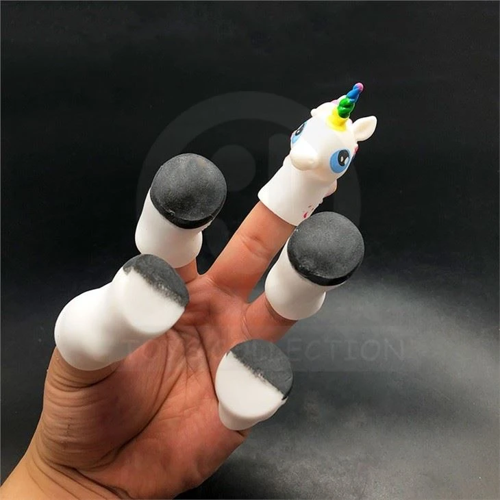 Wholesale Stretchy Unicorn Finger Puppet Toy