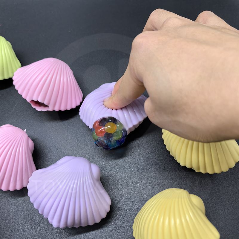Squeeze Seashell Beads Ball